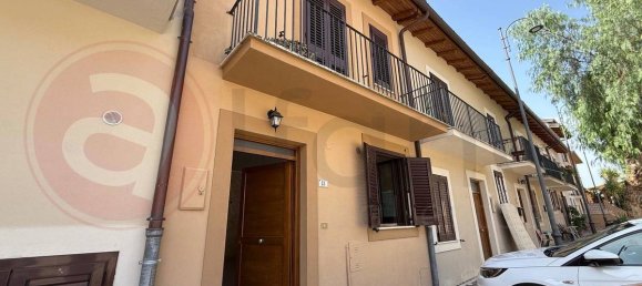 2 bedrooms Building in Colfelice, Italy No. 361719 4