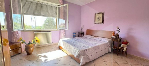 3-salle Appartement à San Donato Milanese, Italy No. 29877 11