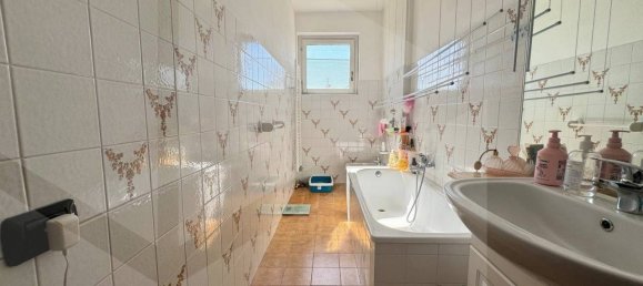 3-salle Appartement à San Donato Milanese, Italy No. 29877 7