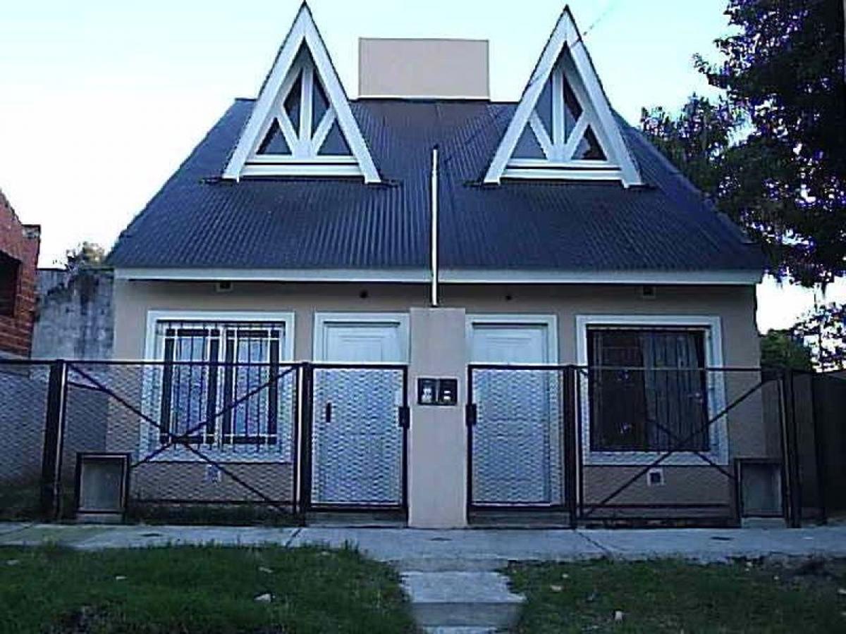 Квартира с 2 спальнями в Итусаинго, Аргентина № 72424