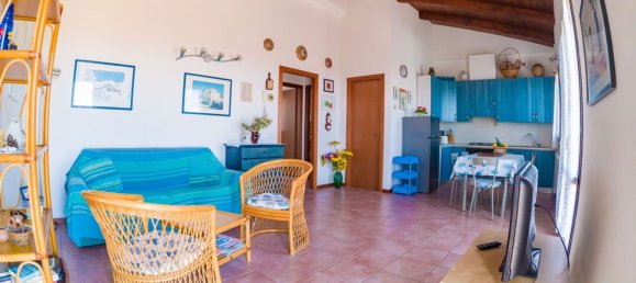 Квартира с 3 комнатами в Сан Костанцо, Италия № 270313 6