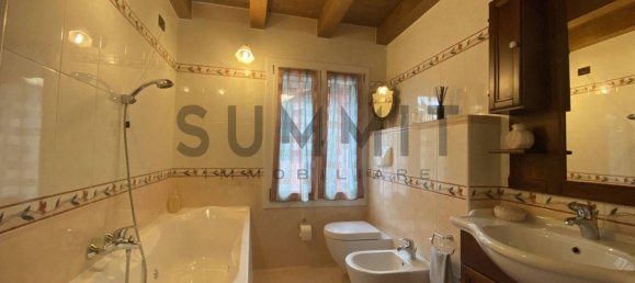 3 rooms House in Marano Vicentino, Italy No. 54697 2