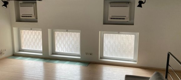 350m² Office in Piacenza, Italy No. 169866 11