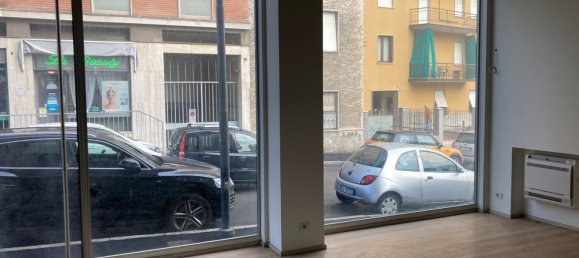 350m² Office in Piacenza, Italy No. 169866 13