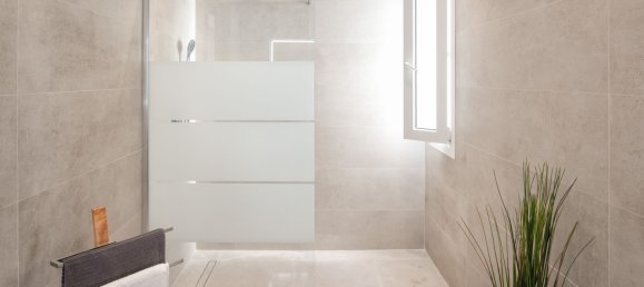 3 bedrooms Penthouse in Marbella, Spain No. 137667 11