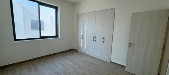 3 bedrooms Townhouse in Yas Island, UAE No. 39634 6