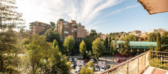 5 rooms Apartment in Rome, Italy No. 28321 9