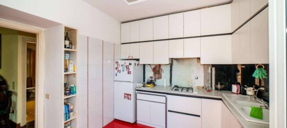 5 rooms Apartment in Rome, Italy No. 28321 24