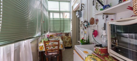 3-salle Appartement à Messina, Italy No. 81085 12