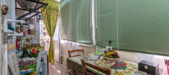 3-salle Appartement à Messina, Italy No. 81085 11