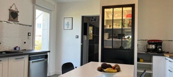 6 bedrooms House in Azay-le-Rideau, France No. 322413 9