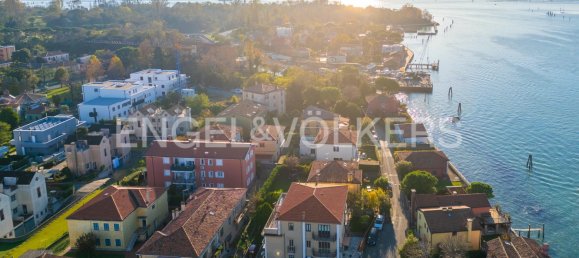 2 bedrooms Apartment in Venice, Italy No. 138729 8