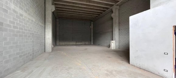 3 rooms Warehouse in Concesio, Italy No. 337476 6