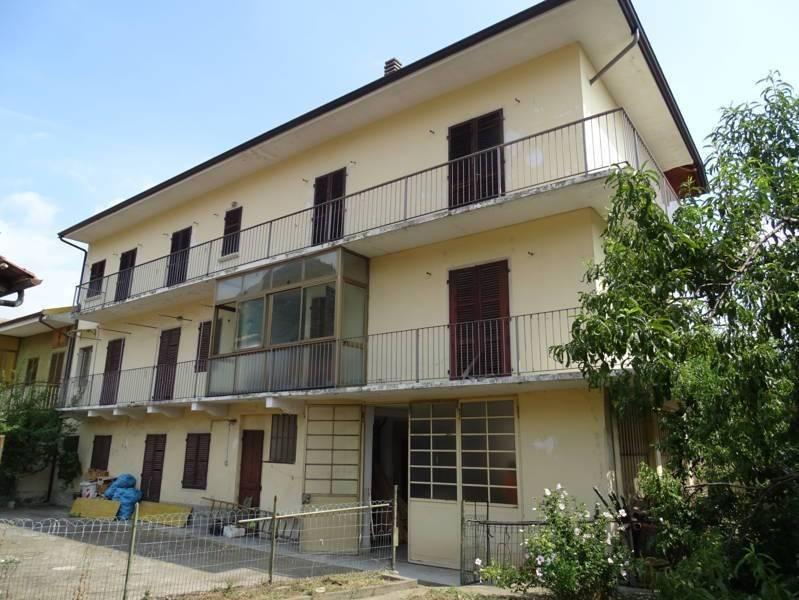 10 rooms House in Sant'Ambrogio di Torino, Italy No. 113692
