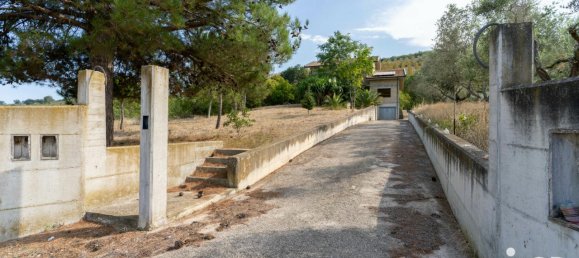 11 rooms Villa in Collecorvino, Italy No. 86951 19