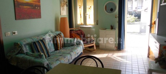 2 bedrooms Apartment in Comacchio, Italy No. 142906 9