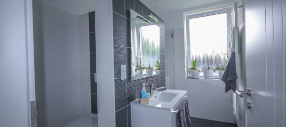 6 rooms House in Osterholz, Germany No. 130566 2