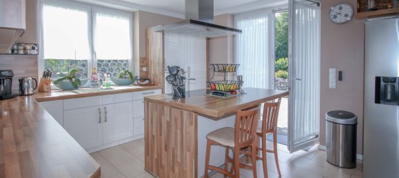 6 rooms House in Osterholz, Germany No. 130566 4