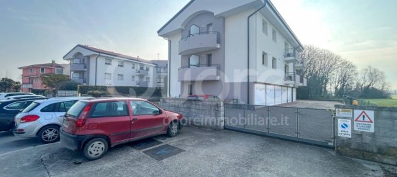 Apartamento de 2 dormitorios en Udine, Italy No. 357690 10