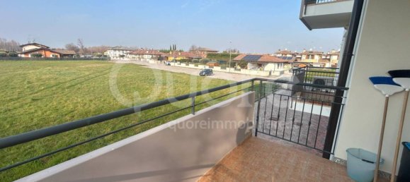 Apartamento de 2 dormitorios en Udine, Italy No. 357690 7
