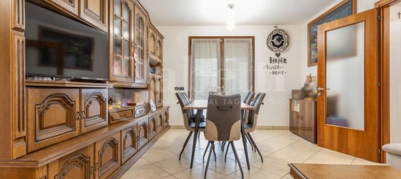 6 rooms Villa in Pordenone, Italy No. 56530 12