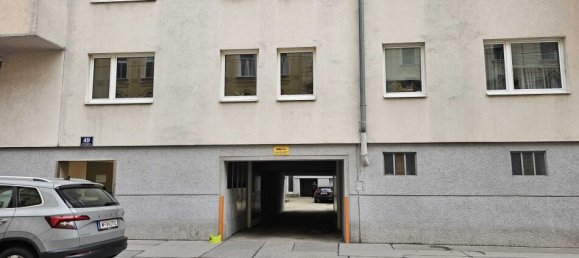  مرآب في Favoriten, Austria رقم 130903 4