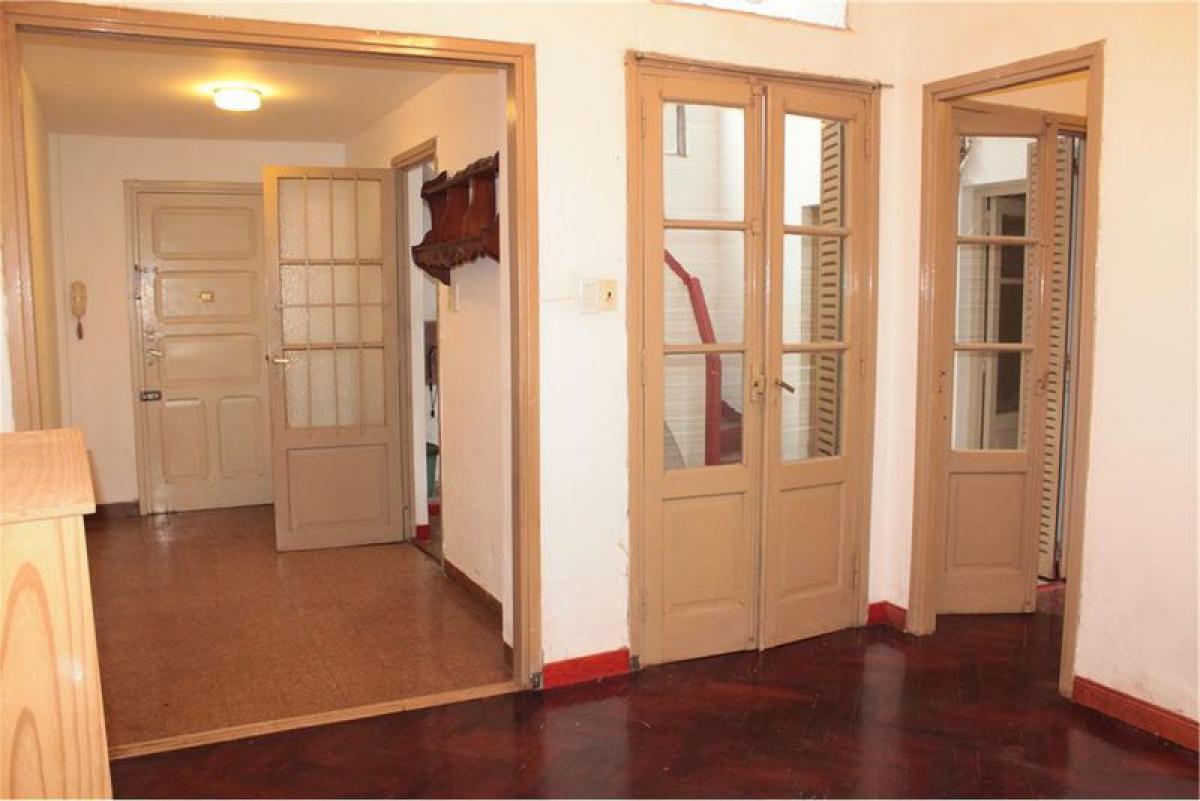 2 bedrooms House in Buenos Aires, Argentina No. 85349