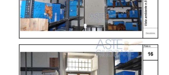 Apartamento de 45 habitaciónes en Ottaviano, Italy No. 10978 34