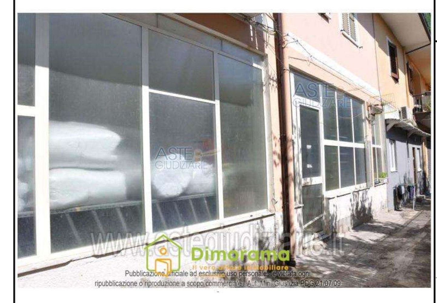 Apartamento de 45 habitaciónes en Ottaviano, Italy No. 10978