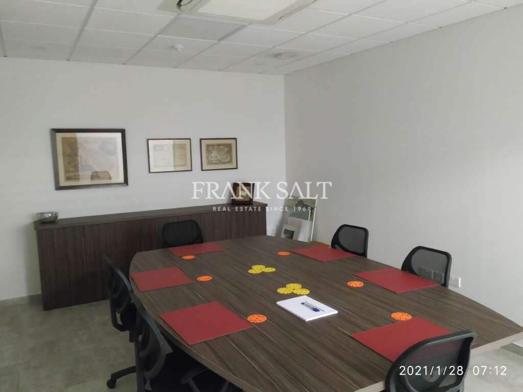 320m² Office in Balzan, Malta No. 12319