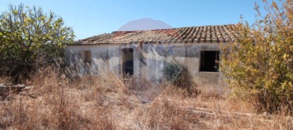 Casa de 2 dormitorios en Silves, Portugal No. 33822 2
