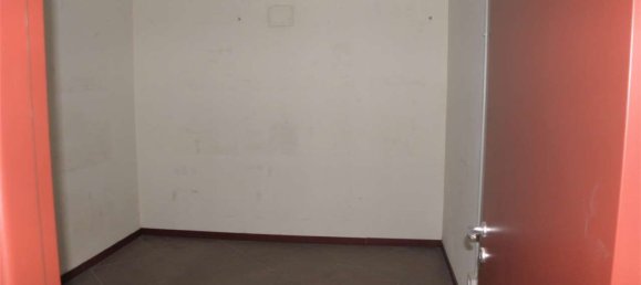 Коммерческая недвижимость 300м² в Сиракузы, Италия № 250272 14