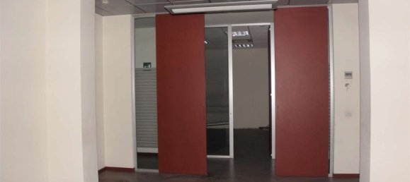 Коммерческая недвижимость 300м² в Сиракузы, Италия № 250272 12