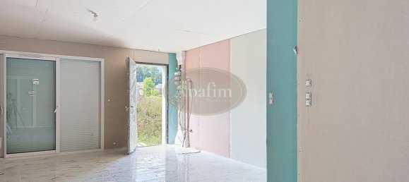 2 bedrooms House in Nay, France No. 303228 3