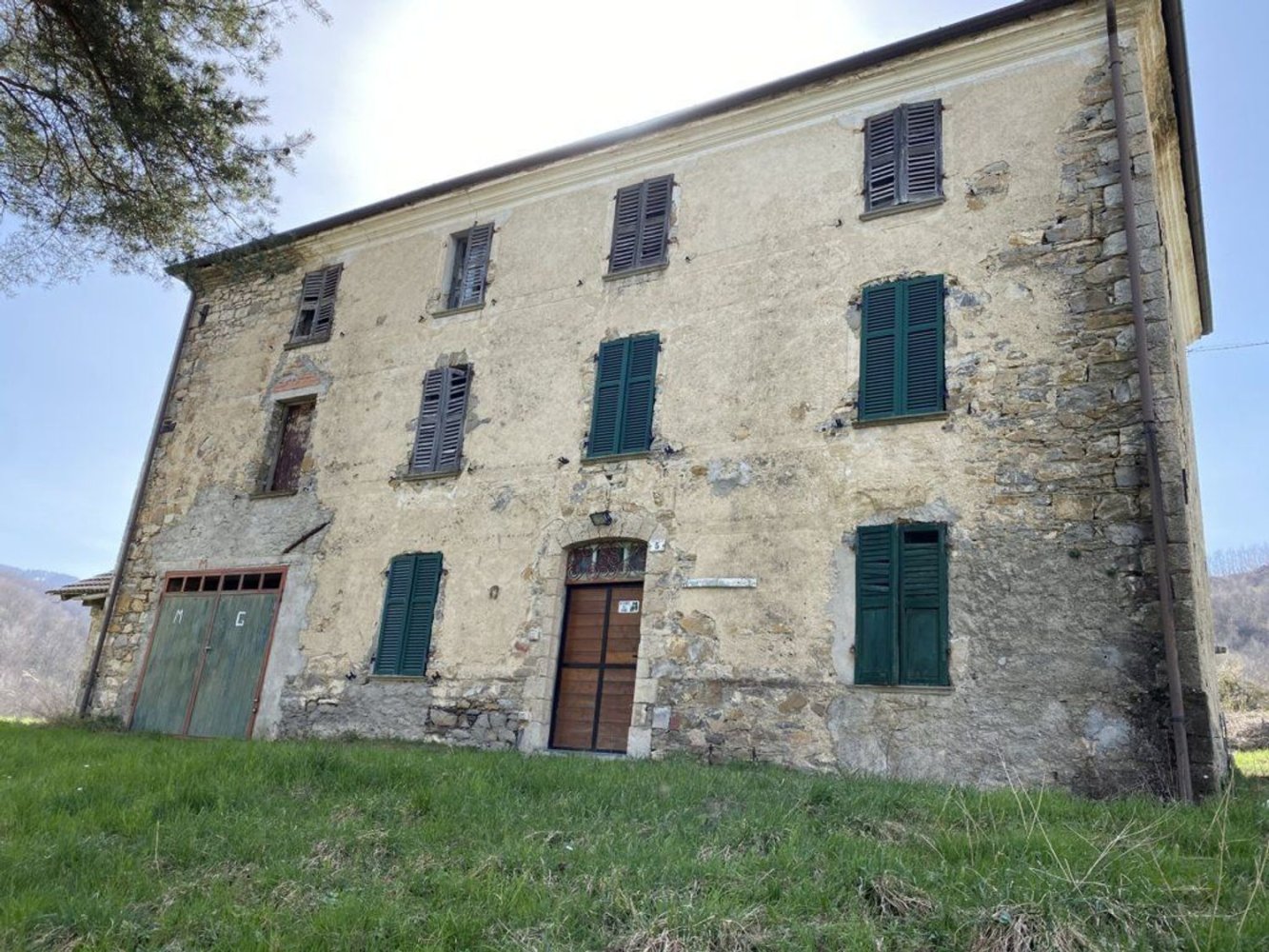 10 rooms House in Bedonia, Italy No. 263474