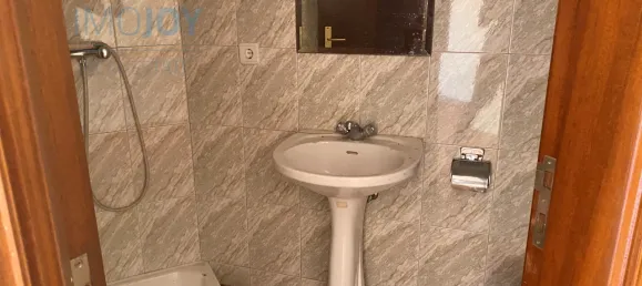 20 bedrooms House in Porto, Portugal No. 99917 89