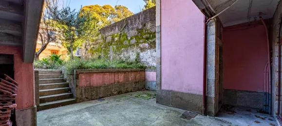 20 bedrooms House in Porto, Portugal No. 99917 90