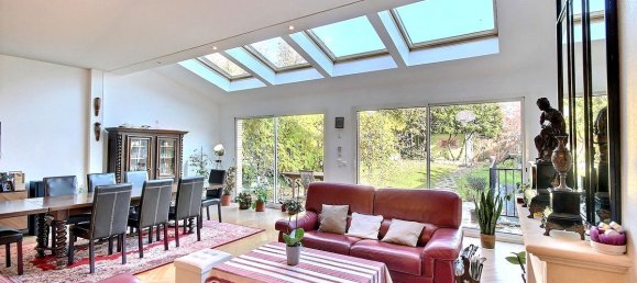 5 chambres Maison à Suresnes, France No. 180902 2