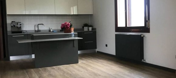 4 chambres Appartement à Pegognaga, Italy No. 363439 3