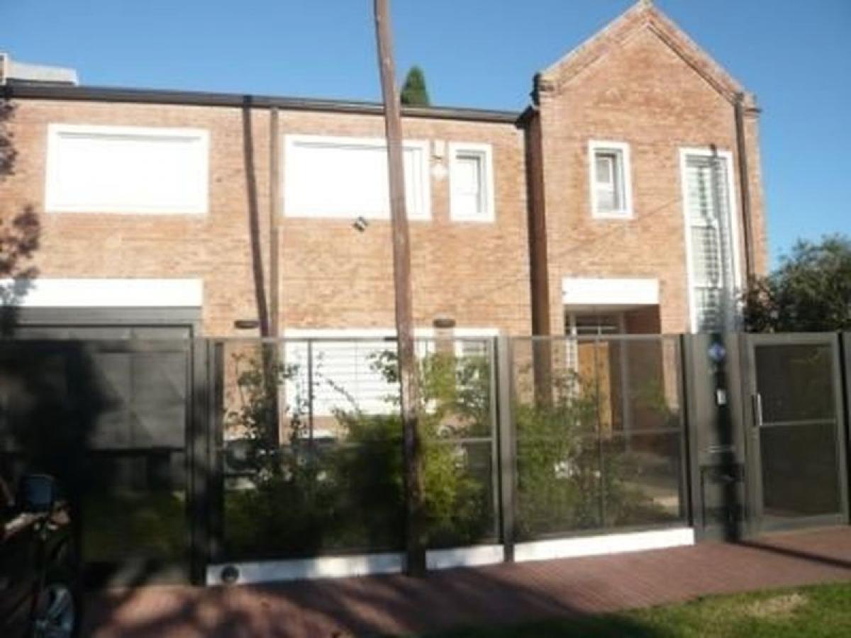 4 bedrooms House in Santa Fe, Argentina No. 59243