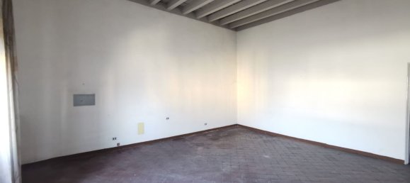 18 rooms House in Casaleone, Italy No. 91746 5