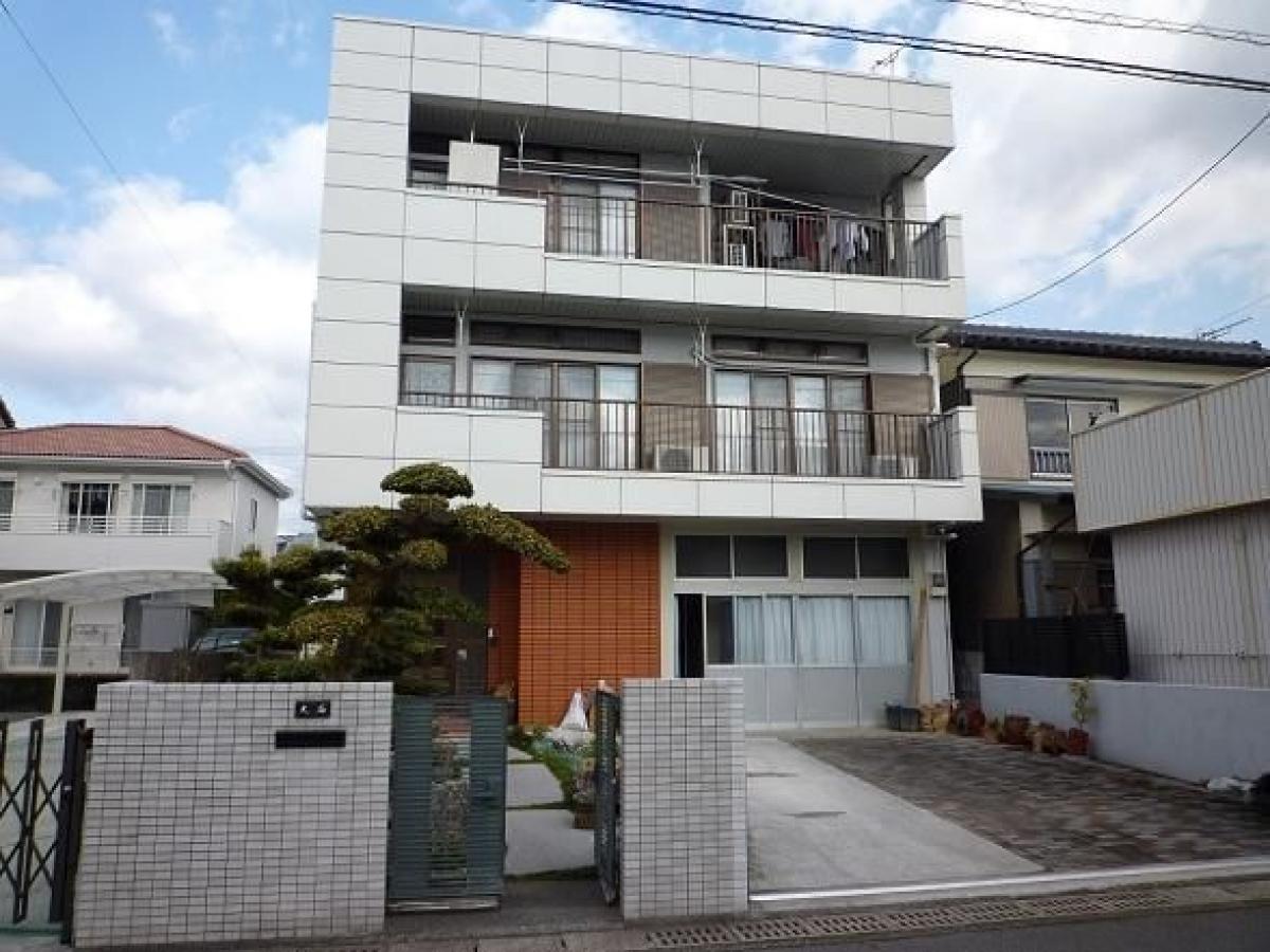 Casa T7 em Kochi, Japan N.º 5511