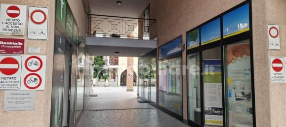 Oficina en Solbiate Arno, Italy 150 m² No. 317758 11