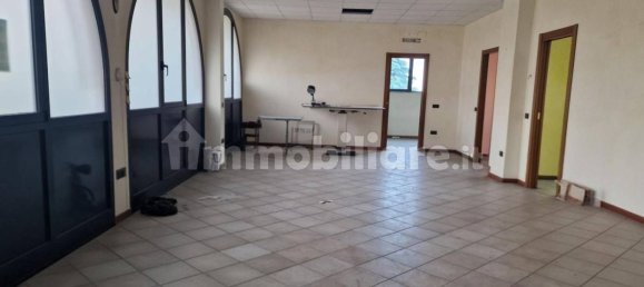 Oficina en Solbiate Arno, Italy 150 m² No. 317758 2