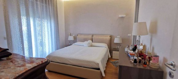 3 bedrooms Apartment in Pozzuoli, Italy No. 57074 2