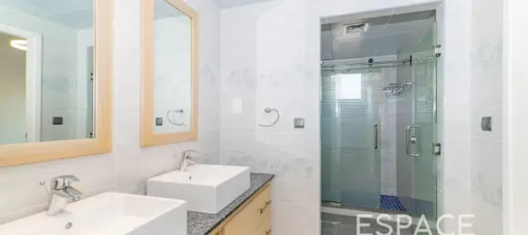 4 Schlafzimmer Villa in Meadows, UAE, Nr. 209518 17