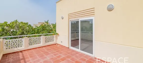 4 Schlafzimmer Villa in Meadows, UAE, Nr. 209518 20