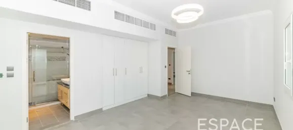 4 Schlafzimmer Villa in Meadows, UAE, Nr. 209518 12