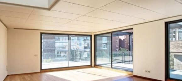 4 bedrooms Duplex in Madrid, Spain No. 69536 4