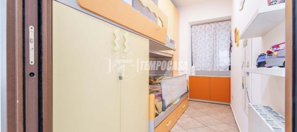 2 rooms Apartment in Fenegrò, Italy No. 141082 16
